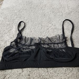 Women's Black Lacey Bra